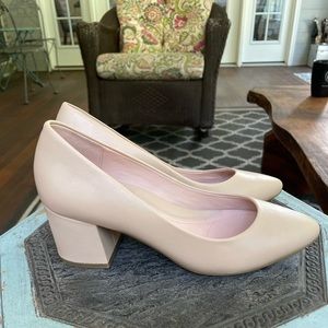 Never worn Taryn Rose Rochelle Dress Calf Pump, 8.5 rosy beige color